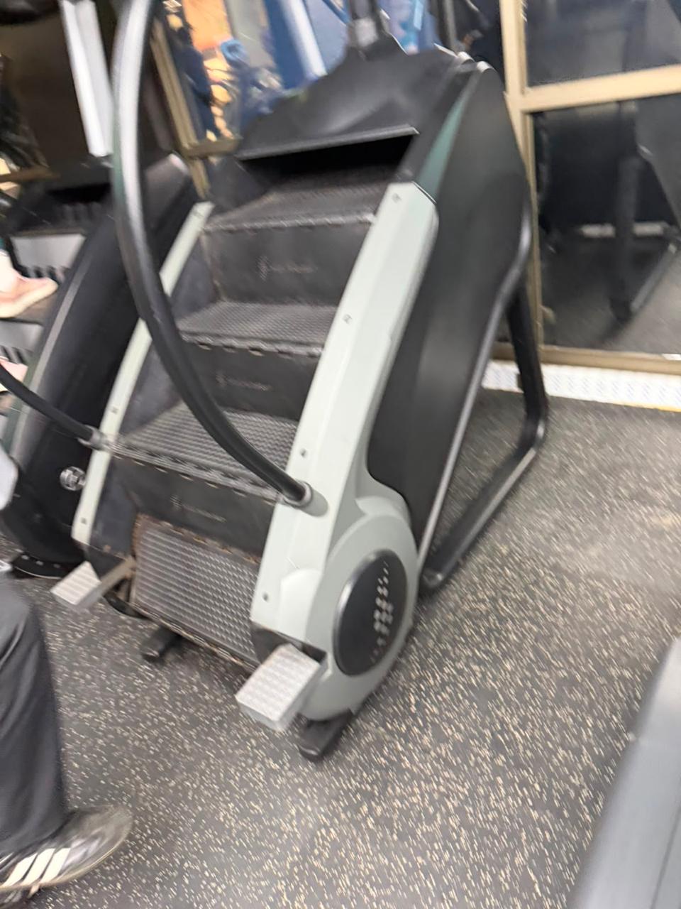 Escaladora Stair Master